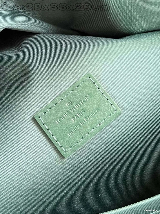 Louis Discovery Backpack Vuitton PM-29*38*20CM 1226